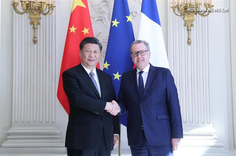 Си Цзиньпин встретился с председателем Национального собрания Франции