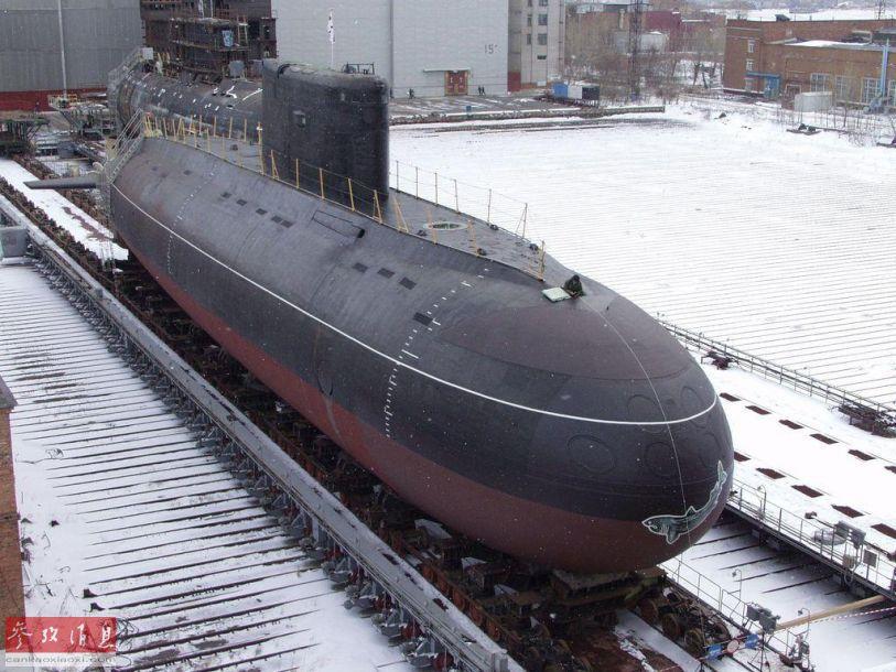 Россия представила новейшую подводную лодку “Варшавянка” 