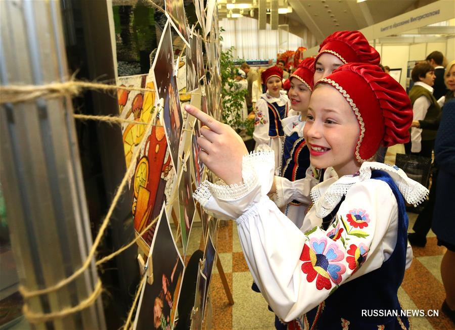 На выставке в Минске широко представлен "Год образования Беларуси в Китае"