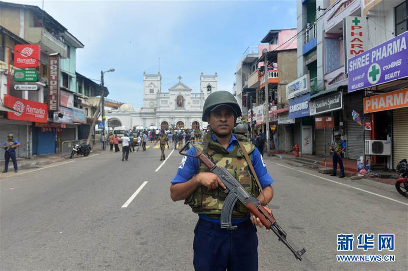 Число жертв взрывов в Шри-Ланке возросло до 215, свыше 470 человек ранены