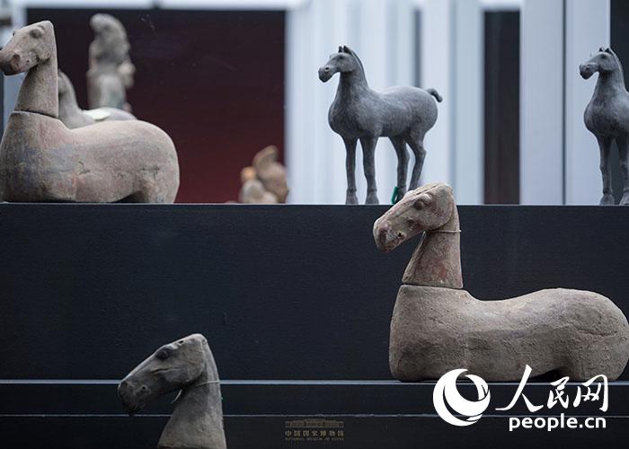 В Пекине прошла выставка по возвращению из Италии более 700 утраченных памятников культуры Китая