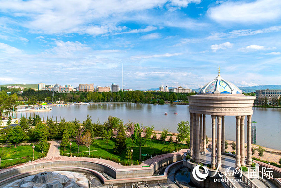 Вид столицы «высокогорной страны» - Душанбе