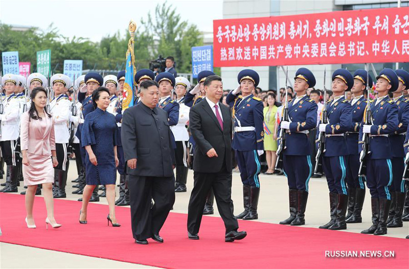 Си Цзиньпин почтил память павших героев из числа Китайских народных добровольцев в Пхеньяне