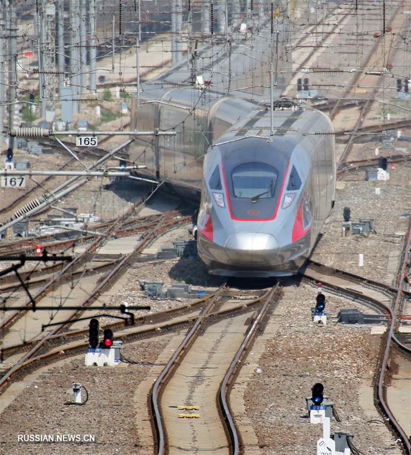 В Китае введен особый режим пассажироперевозок на ж/д транспорте в связи с наступлением летних каникул