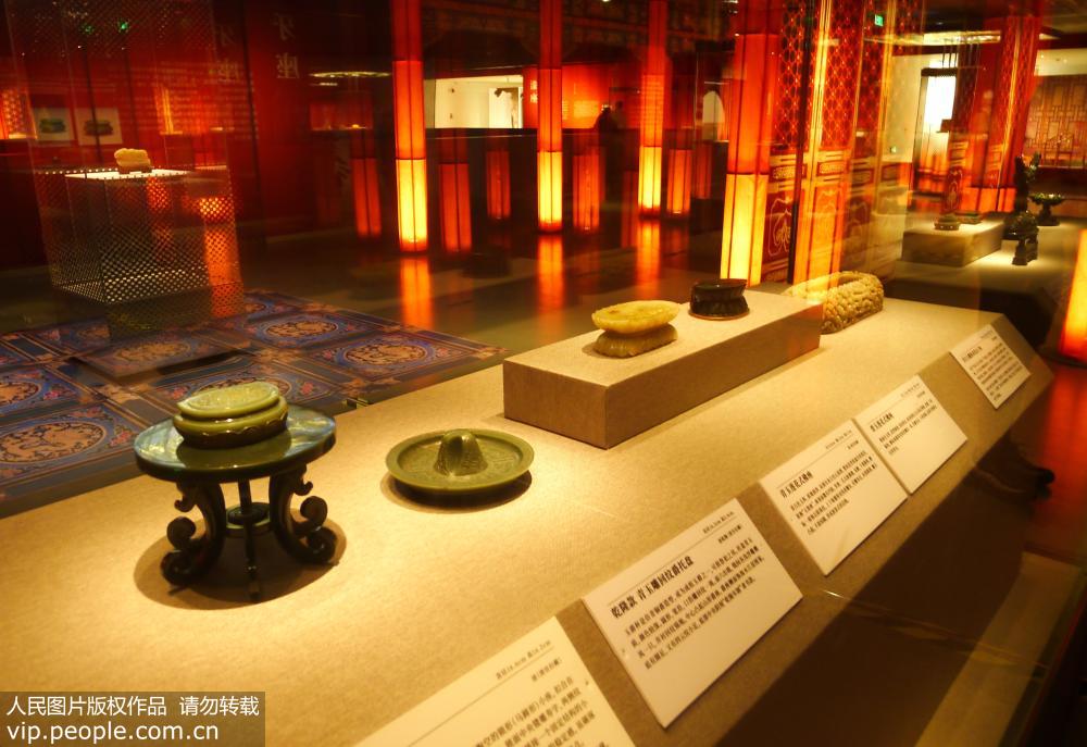 Впервые 132 подставки для памятников культуры Гугуна показали вне музея