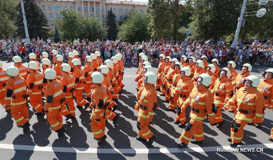 В Минске состоялись торжества в честь Дня пожарной службы 