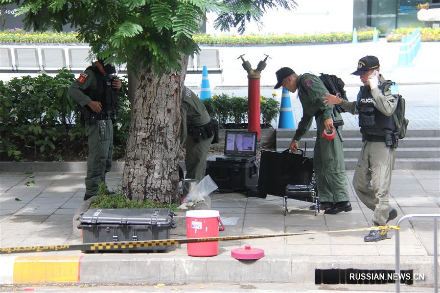 Два человека ранены в результате нескольких небольших взрывов в столице Таиланда