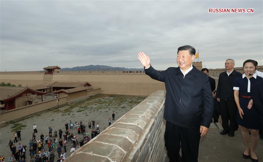Си Цзиньпин призвал сохранять Великую китайскую стену в качестве символа китайской нации