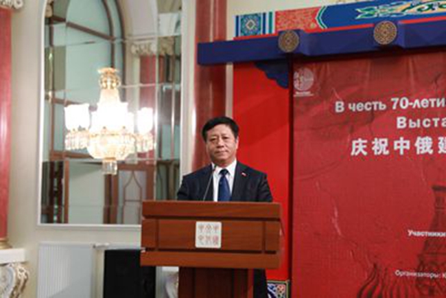 В Москве прошла церемония открытия выставки китайской живописи в стиле сеи в России