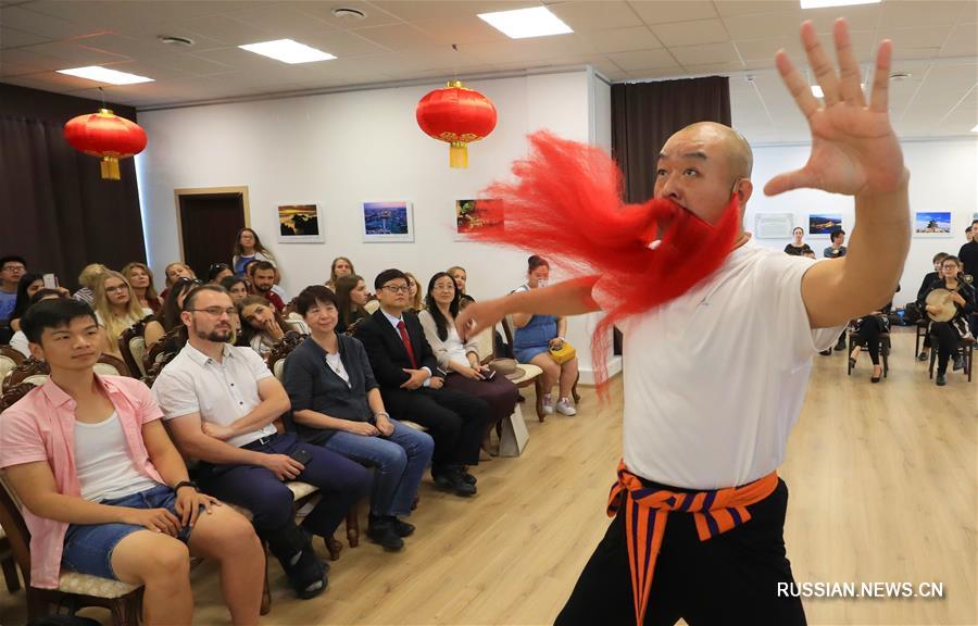 Дни культуры Китая в Беларуси открылись спектаклем пекинской оперы