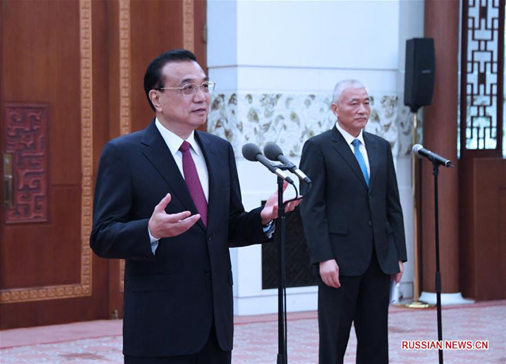 Ли Кэцян встретился с иностранными специалистами, получившими Премию дружбы от китайского правительства за 2019 год