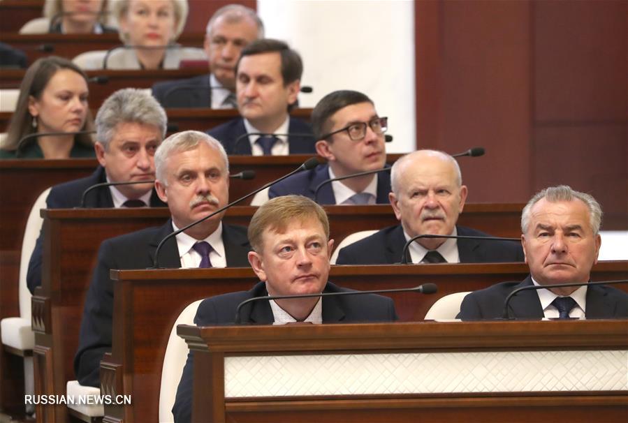 Депутаты Беларуси ратифицировали соглашение об отмене виз между Беларусью и САР Сянган