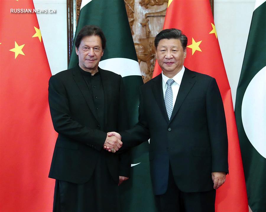 Си Цзиньпин: Китай искренне надеется помочь Пакистану развиваться быстрее и лучше