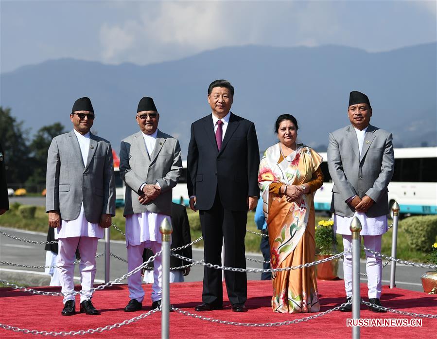 Президент Непала Б. Д. Бхандари устроила торжественную церемонию проводов Си Цзиньпина