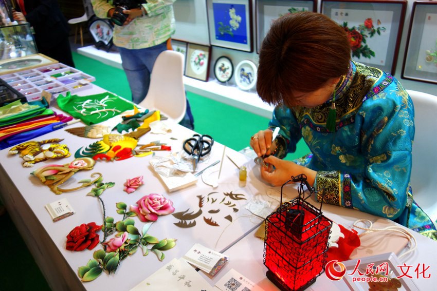 В городе Чэнду прошел седьмой Международный фестиваль нематериального культурного наследия