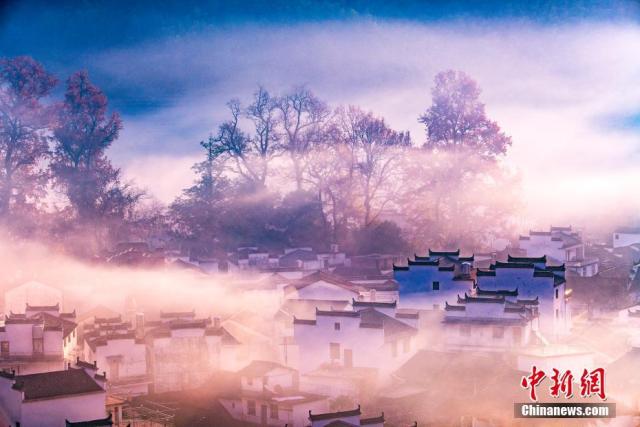 Живописная деревня Уюань на юге Китая