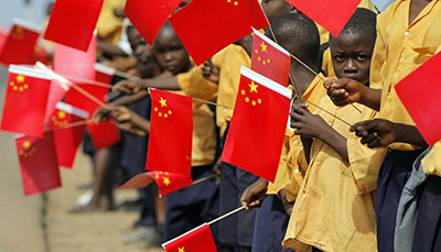 Почему Китай, как развивающаяся страна, помогает другим государствам?