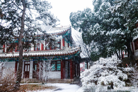 В Пекине выпущен «синий» уровень предупреждения о снегопаде