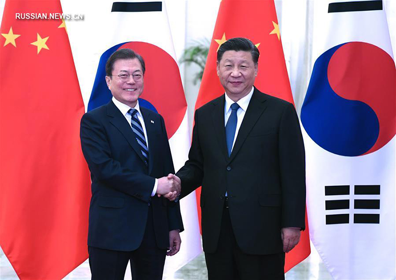 Си Цзиньпин встретился с президентом РК, призвав к продвижению двусторонних отношений