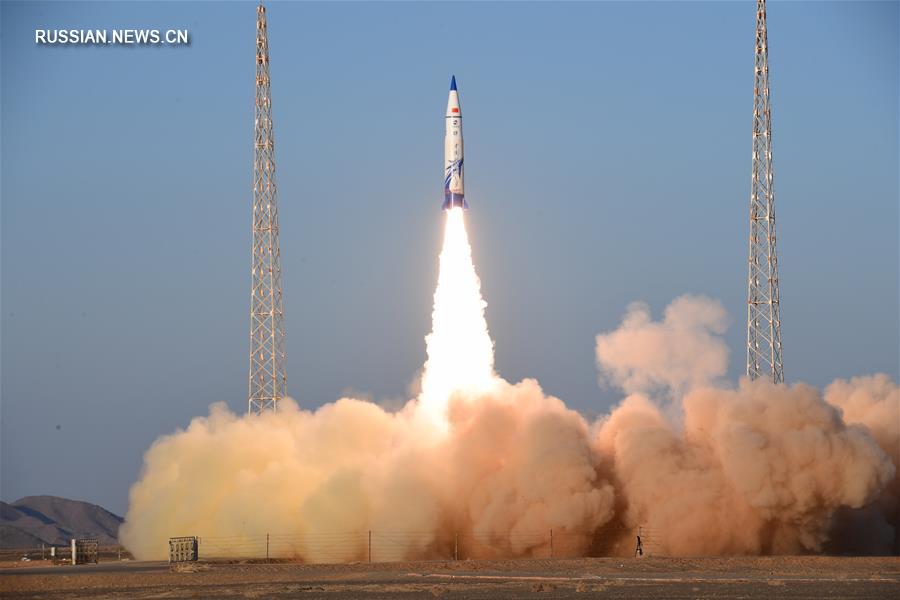Китай осуществил первый запуск коммерческой суборбитальной ракеты-носителя "Таньсо-1"