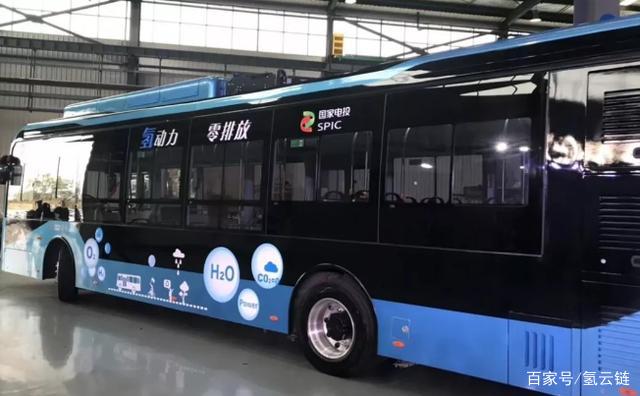 В Китае в эксплуатацию введен пассажирский автобус на водородных топливных элементах