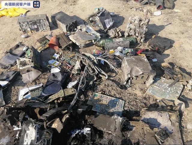 177 человек погибли в результате крушения украинского самолета в Иране