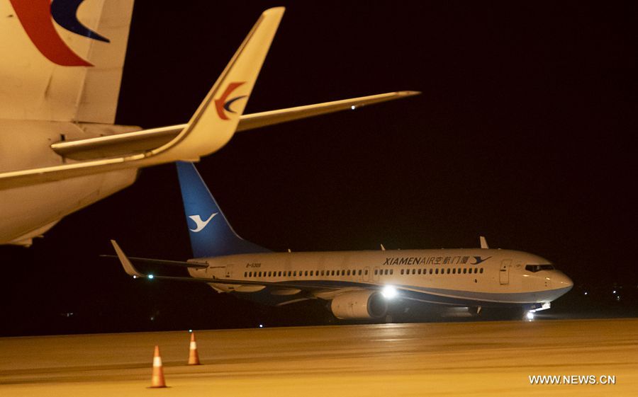 Первые чартерные рейсы с 199 застрявшими за рубежом жителями провинции Хубэй прибыли в Китай