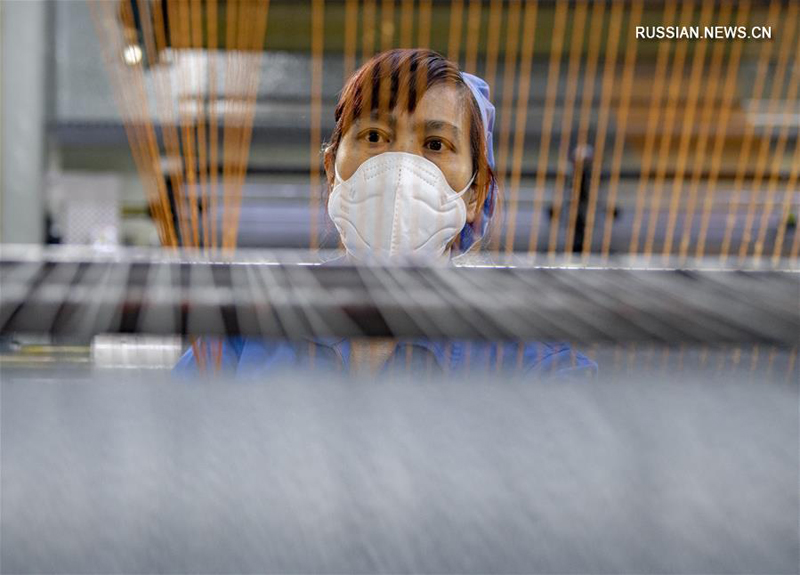 Промышленность Китая восстанавливается после вспышки вирусной инфекции
