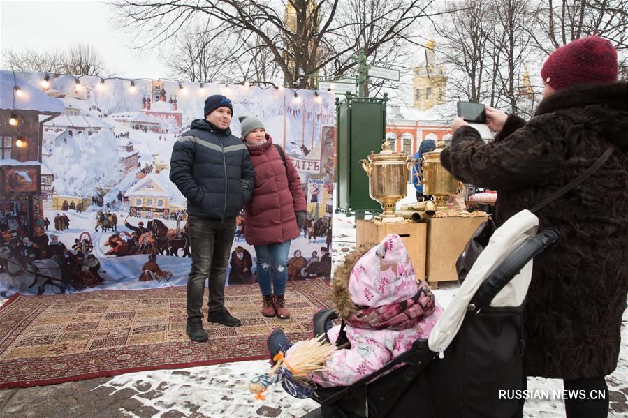 В Санкт-Петербурге отметили Масленицу