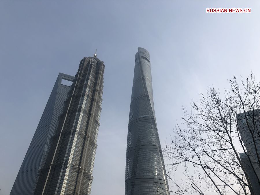Высочайший небоскреб Китая "Шанхай Башня" вновь открывается для посещения туристами на фоне улучшения ситуации с коронавирусом