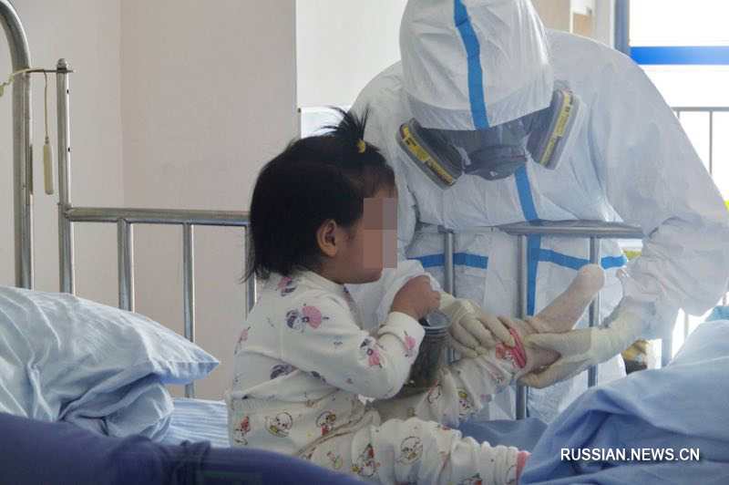 Все 11 детей, вылечившиеся от COVID-19, выписаны из больниц в Шанхае