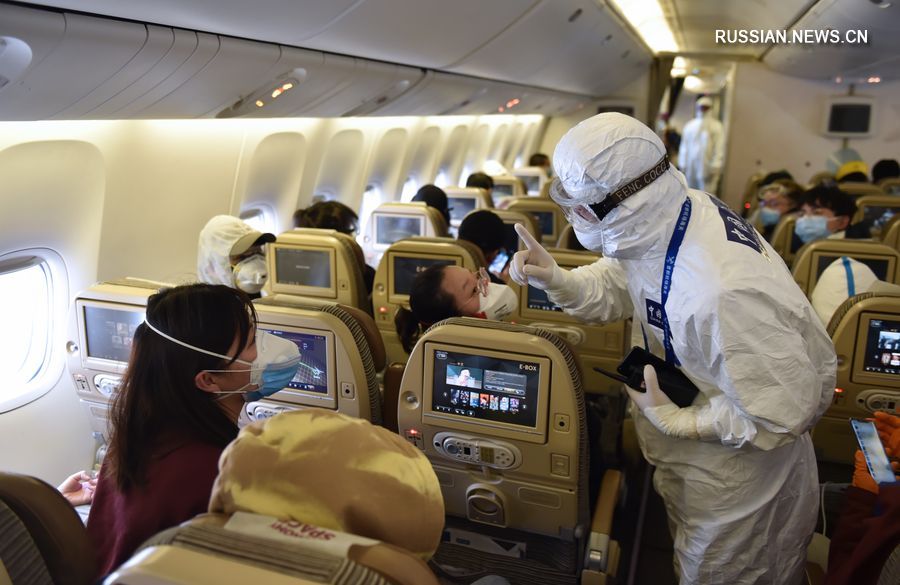 Медицинские услуги доступны в доставляющих домой китайских граждан самолетах - чиновник