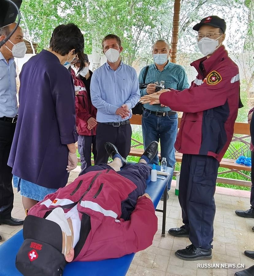 Китайские медики оказали помощь больницам в северных регионах Узбекистана