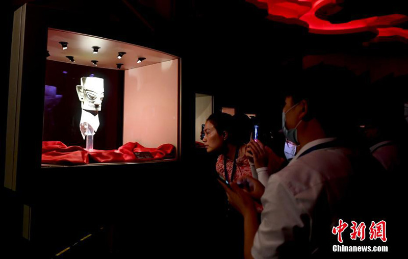 В китайской провинции Сычуань открылась постоянно действующая выставка, посвященная культуре Саньсиндуй
