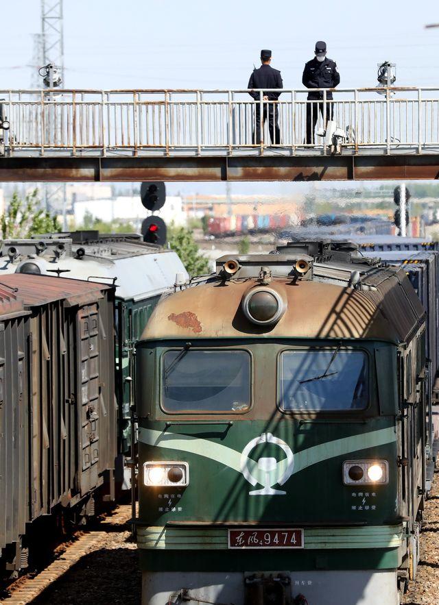 1300-й рейс грузового поезда отправился из КПП Хоргос в Синьцзяне