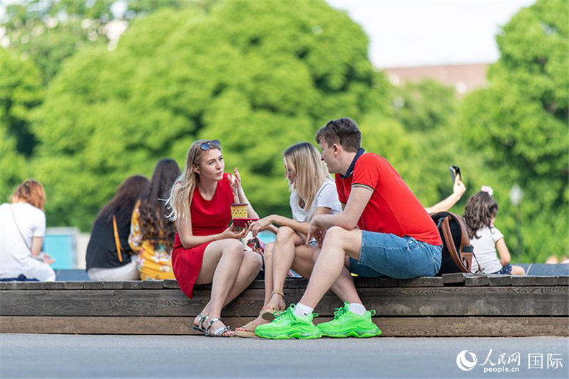 В Москве отменили режим самоизоляции