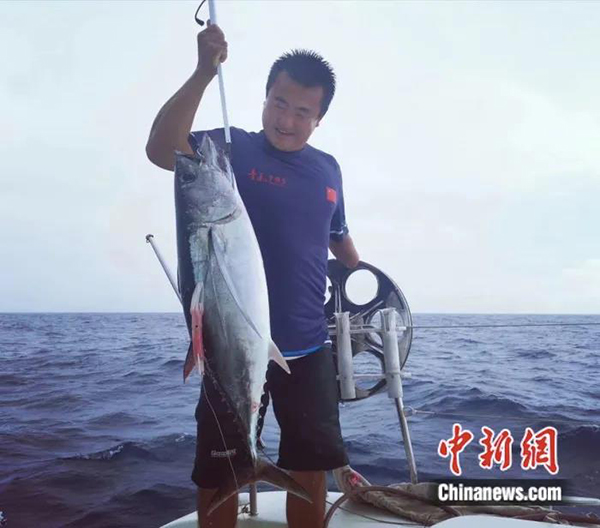 Однорукий капитан из Китая проплыл 63 000 км в кругосветном плавании