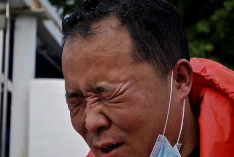 Тяжелые будни работников Пекинской службы спасения