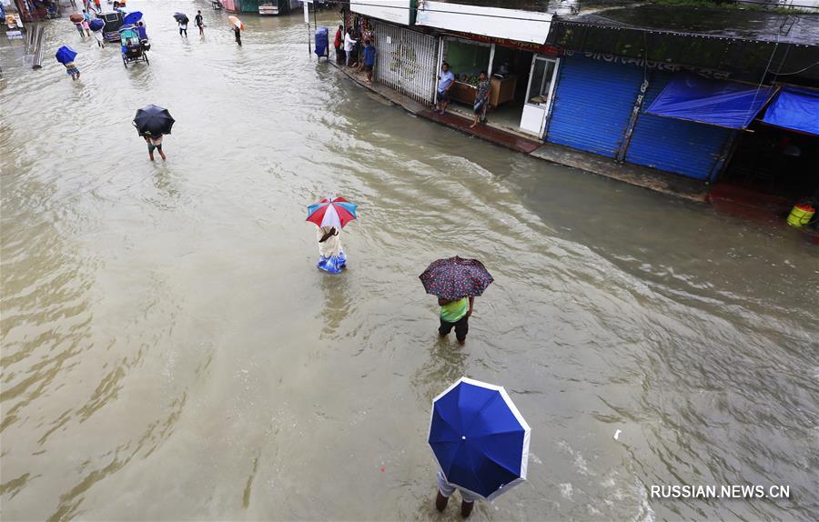 Более 1,3 млн жителей Бангладеш пострадали от наводнений