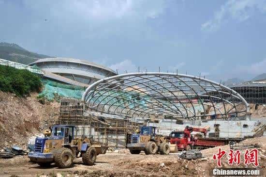 Строительство объектов зимних Олимпийских игр в пекинском районе Яньцин