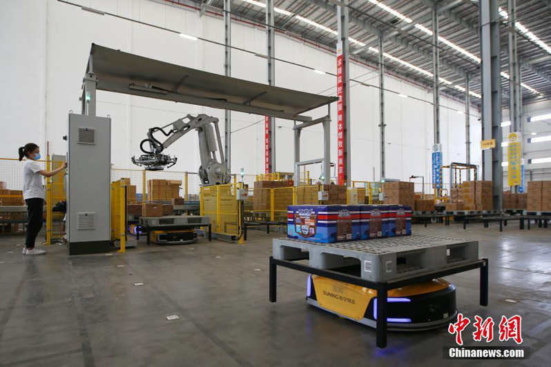 В китайском городе Нанкин запущен в эксплуатацию автоматизированный склад 5G