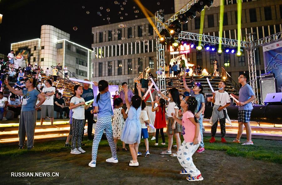 Музыкальная вечеринка в северокитайском городе Тяньцзинь