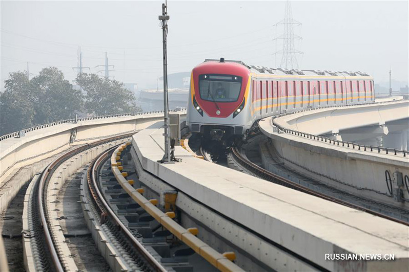 Введена в эксплуатацию построенная при участии Китая "оранжевая" линия метро в пакистанском Лахоре