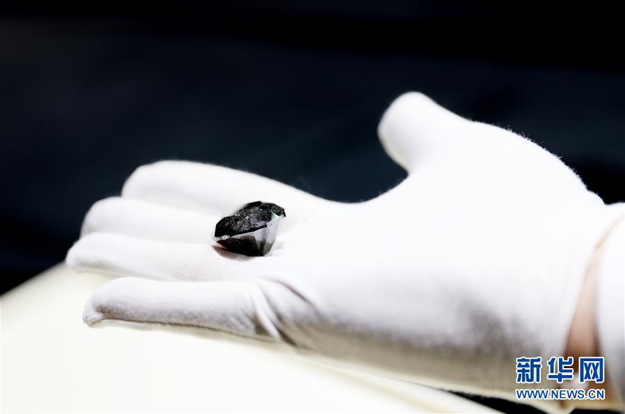 Черный алмаз в 88 каратов будет показан на 3-й Китайской международной импортной ЭКСПО в Шанхае  