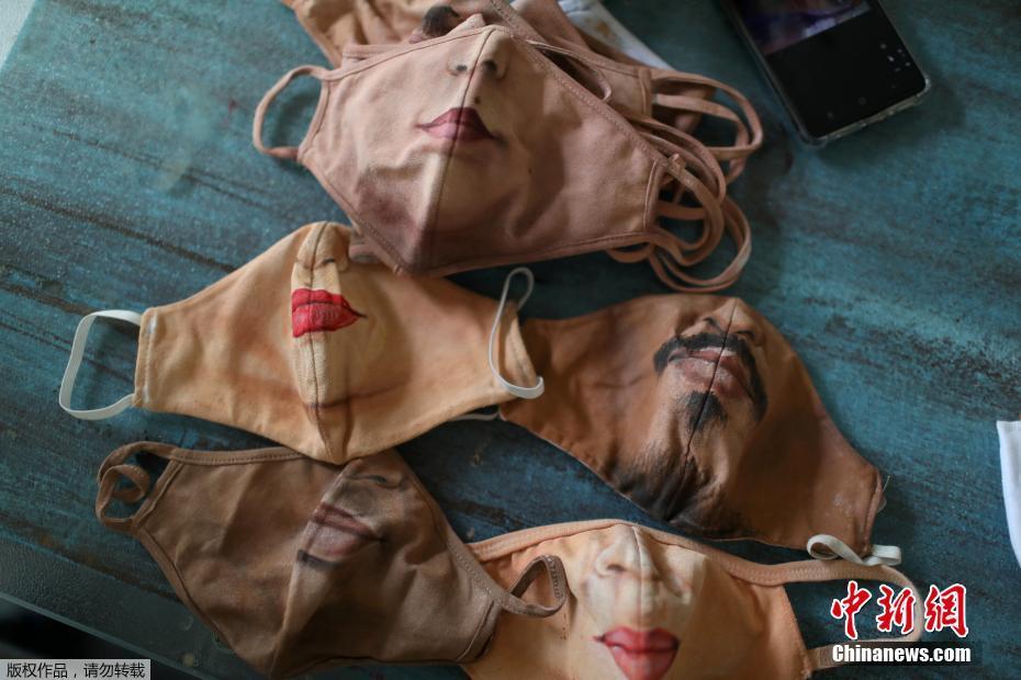 “Маска-невидимка” от бразильского художника