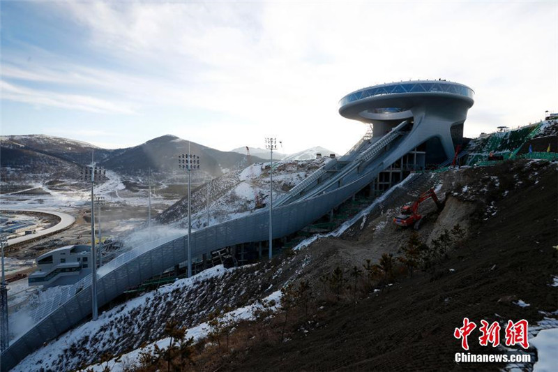 В Китае ускоренными темпами идет строительство Национального центра по прыжкам на лыжах с трамплина