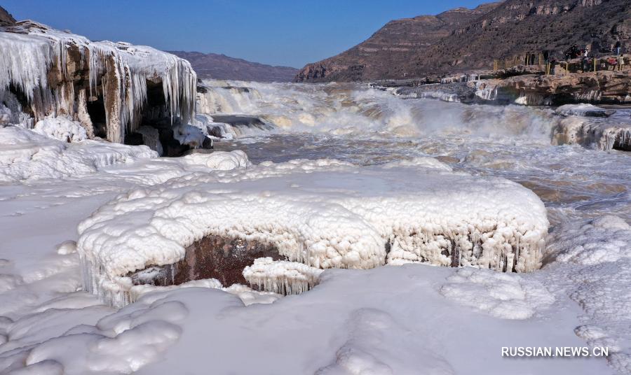 Дивный пейзаж у водопада Хукоу на реке Хуанхэ