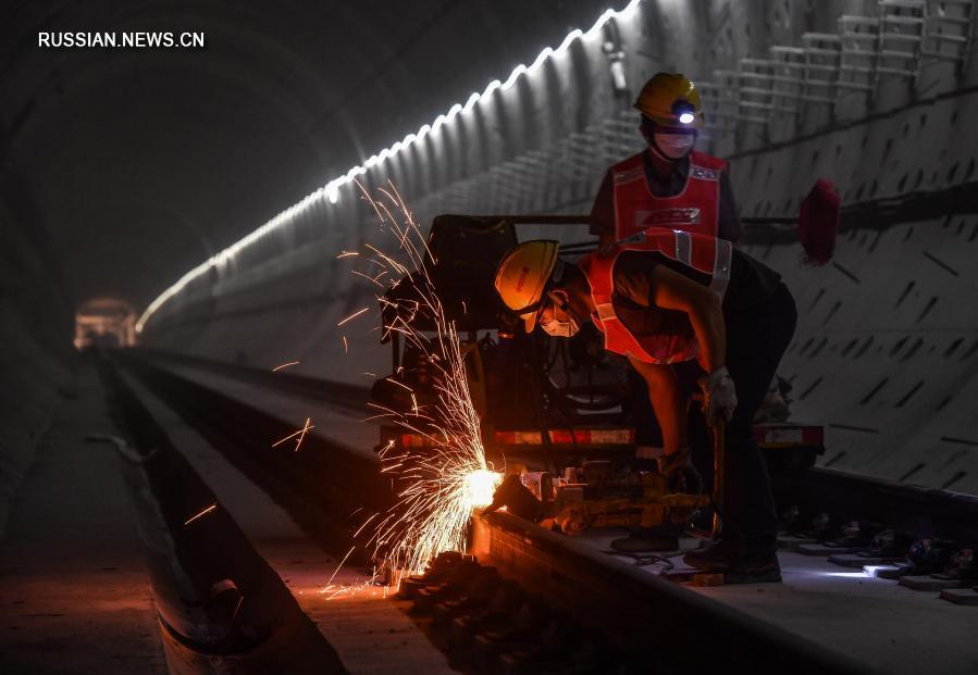 В Гуанчжоу ведется строительство новой линии метро