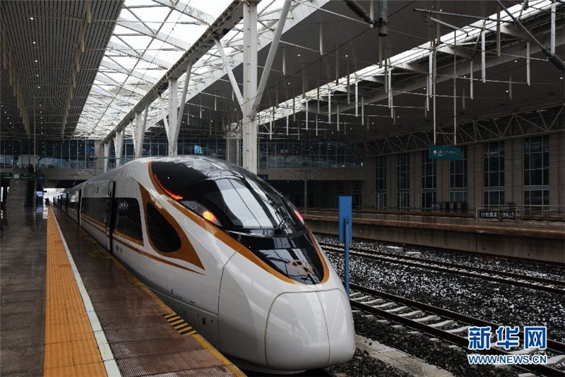 Китайские высокоскоростные поезда “Фусин” совершили 1036 рейсов и проехали 836 млн км