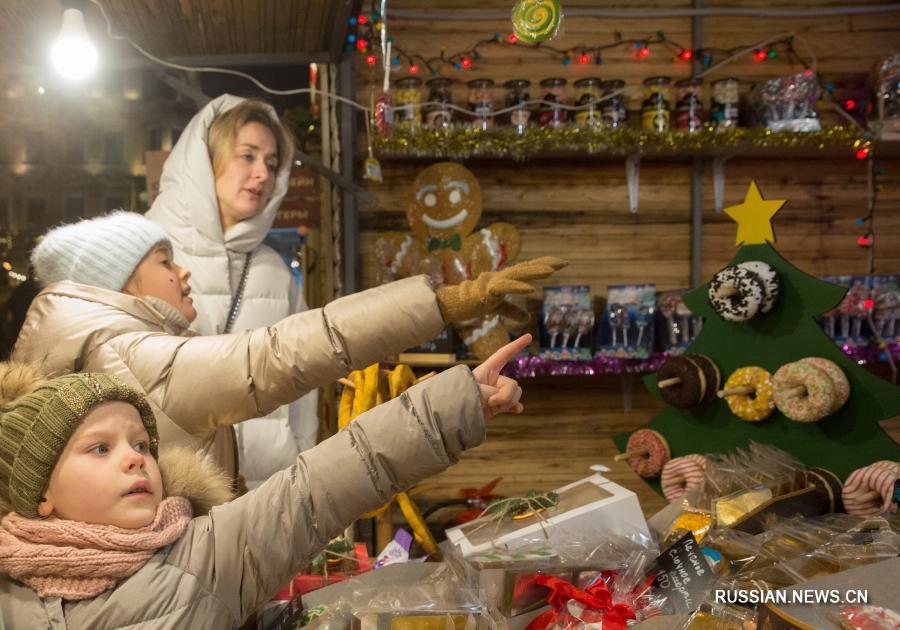 Рождественская ярмарка в Петербурге пройдет без представлений